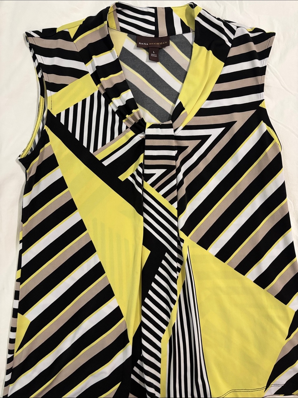 Dana Buchman Yellow, Black & White Geometric Sleeveless Top